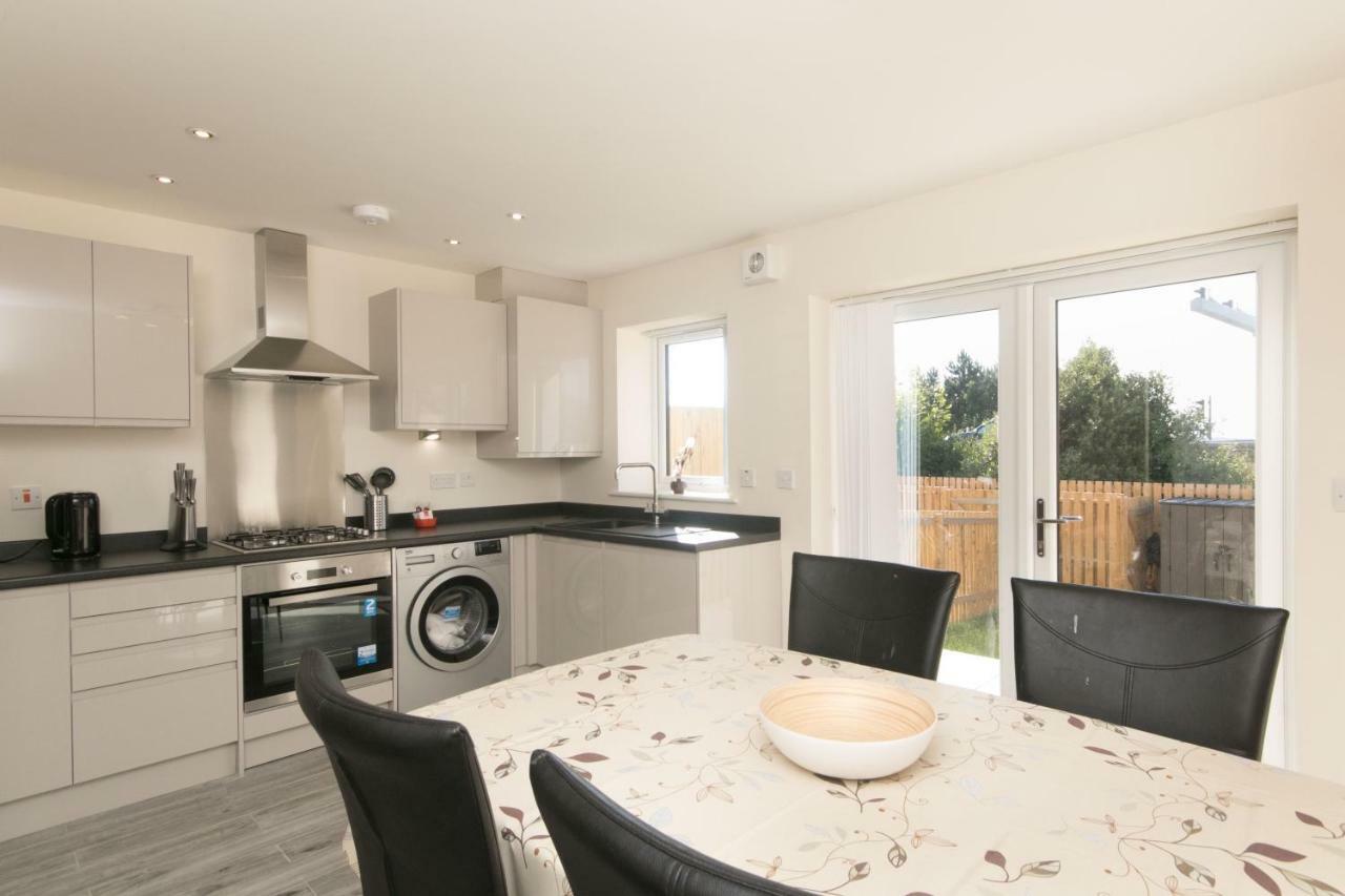 Bright Modern Home Near Snowdonia And Llandudno Llanfairfechan Exterior photo